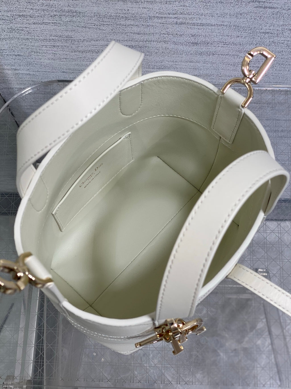 Toujours Vertical Small Bag — White