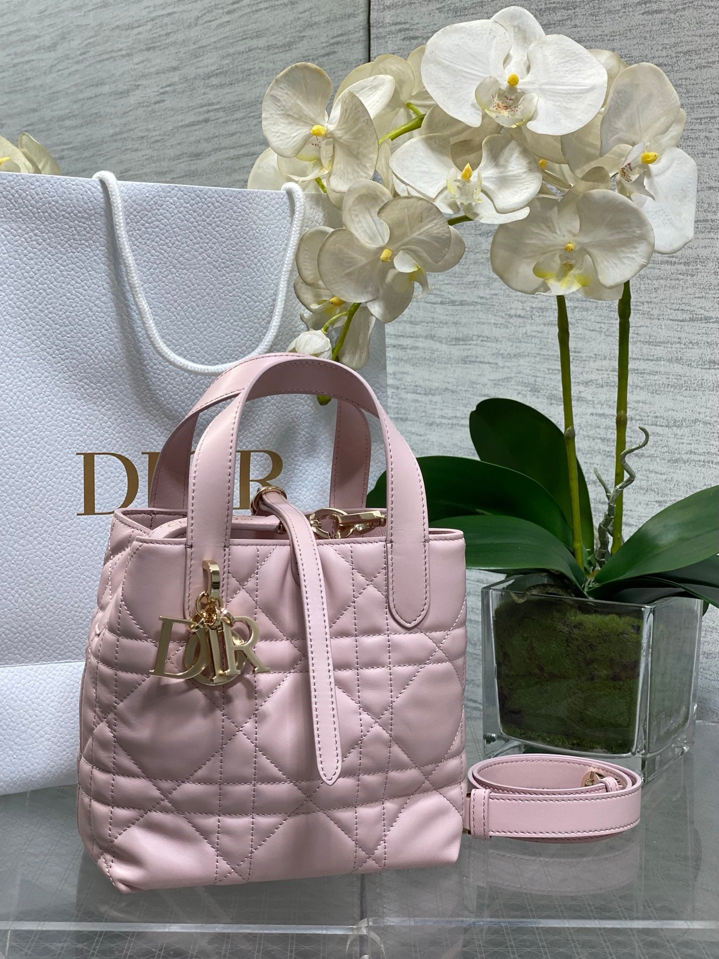 Toujours Vertical Small Bag — Soft Pink