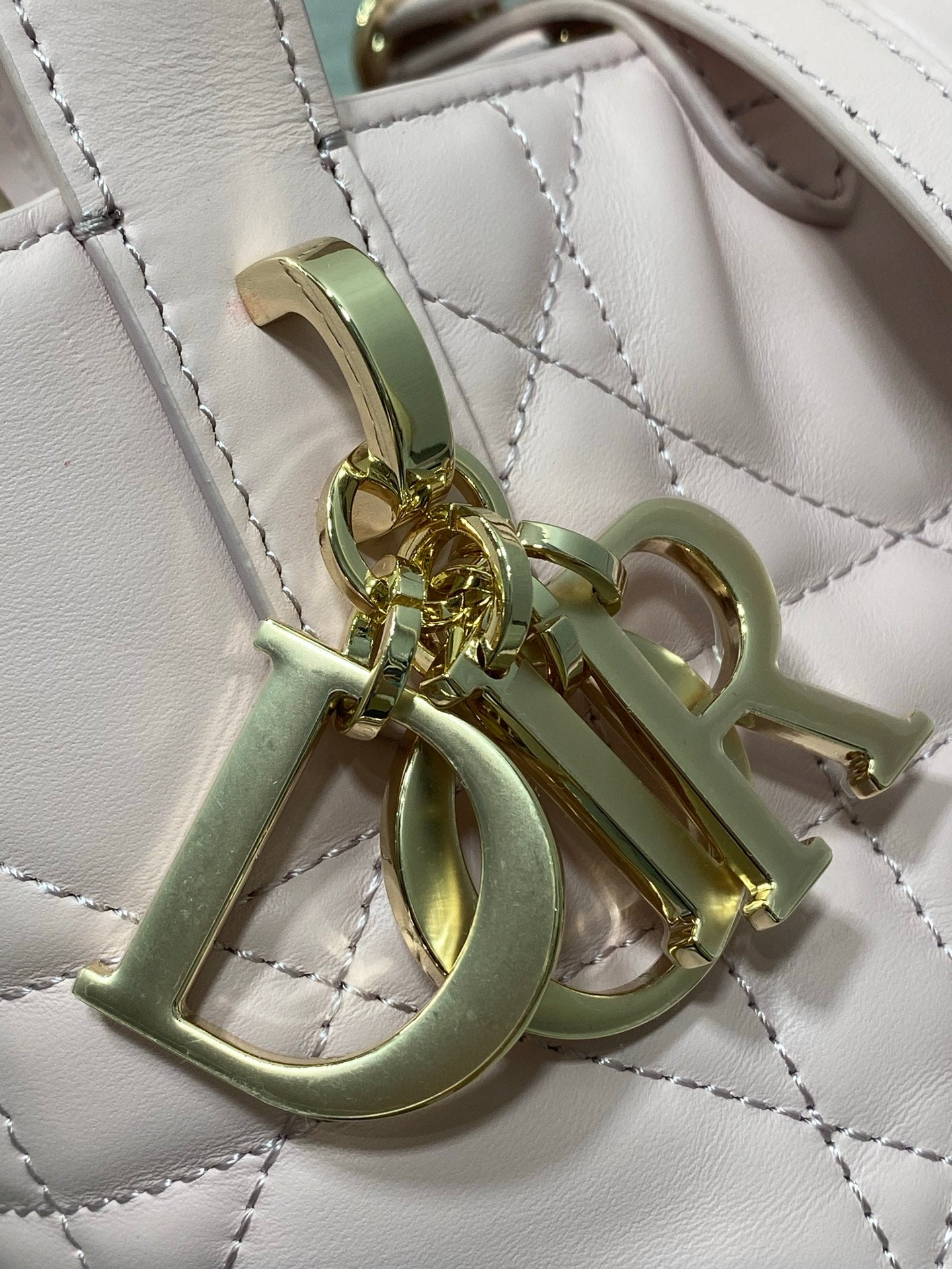 Toujours Vertical Small Bag — Soft Pink