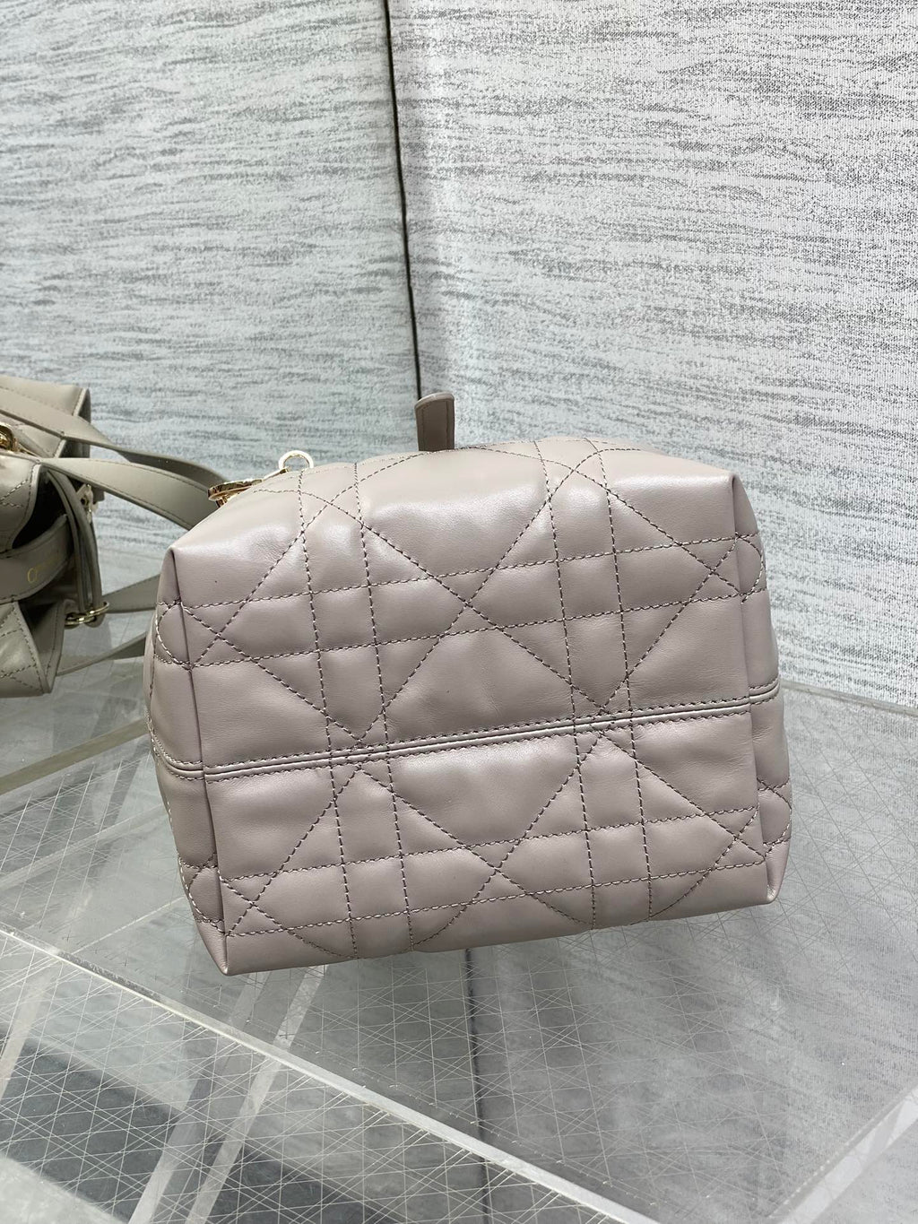 Toujours Vertical Small Bag — Grey