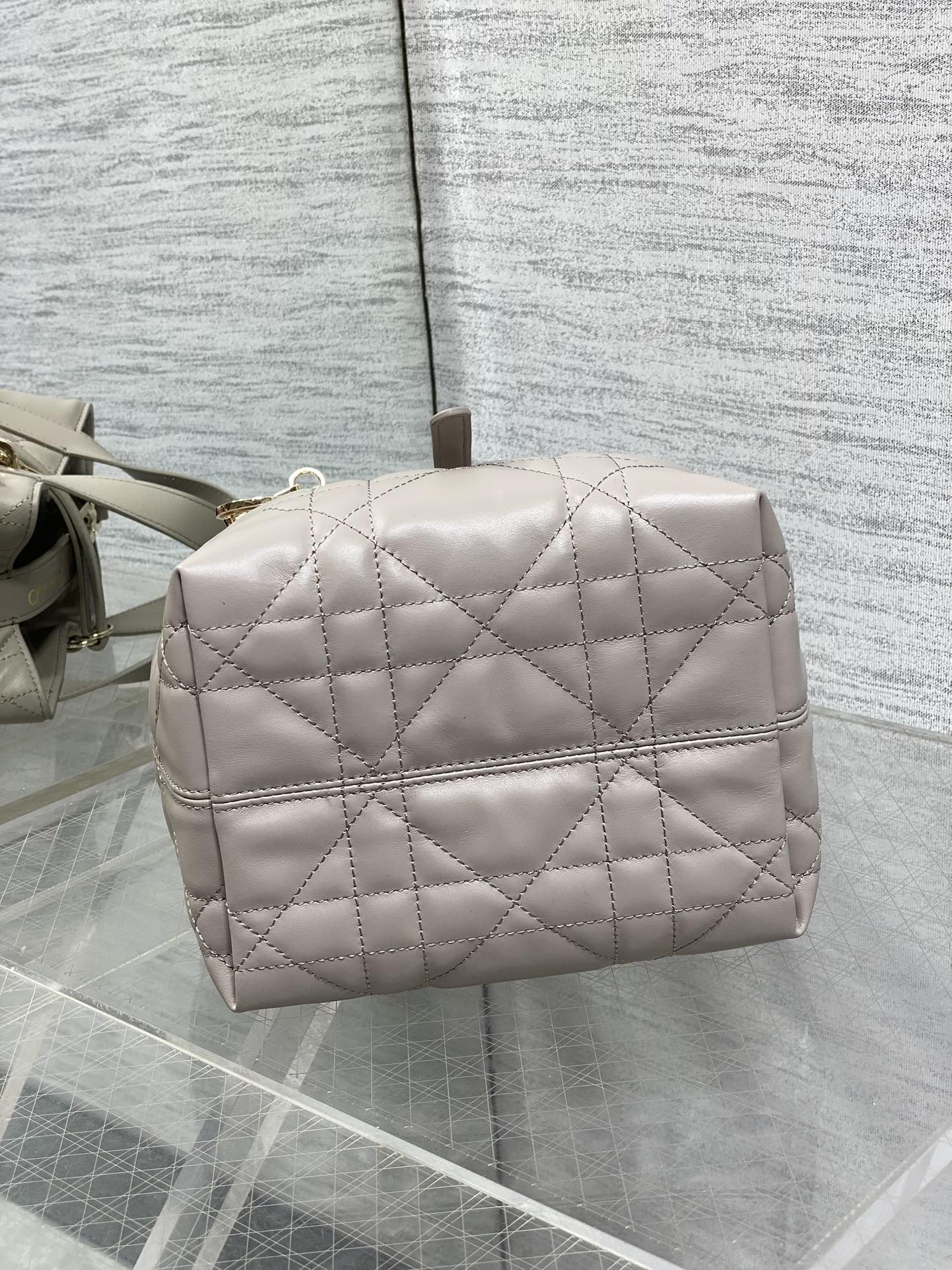 Toujours Vertical Small Bag — Grey