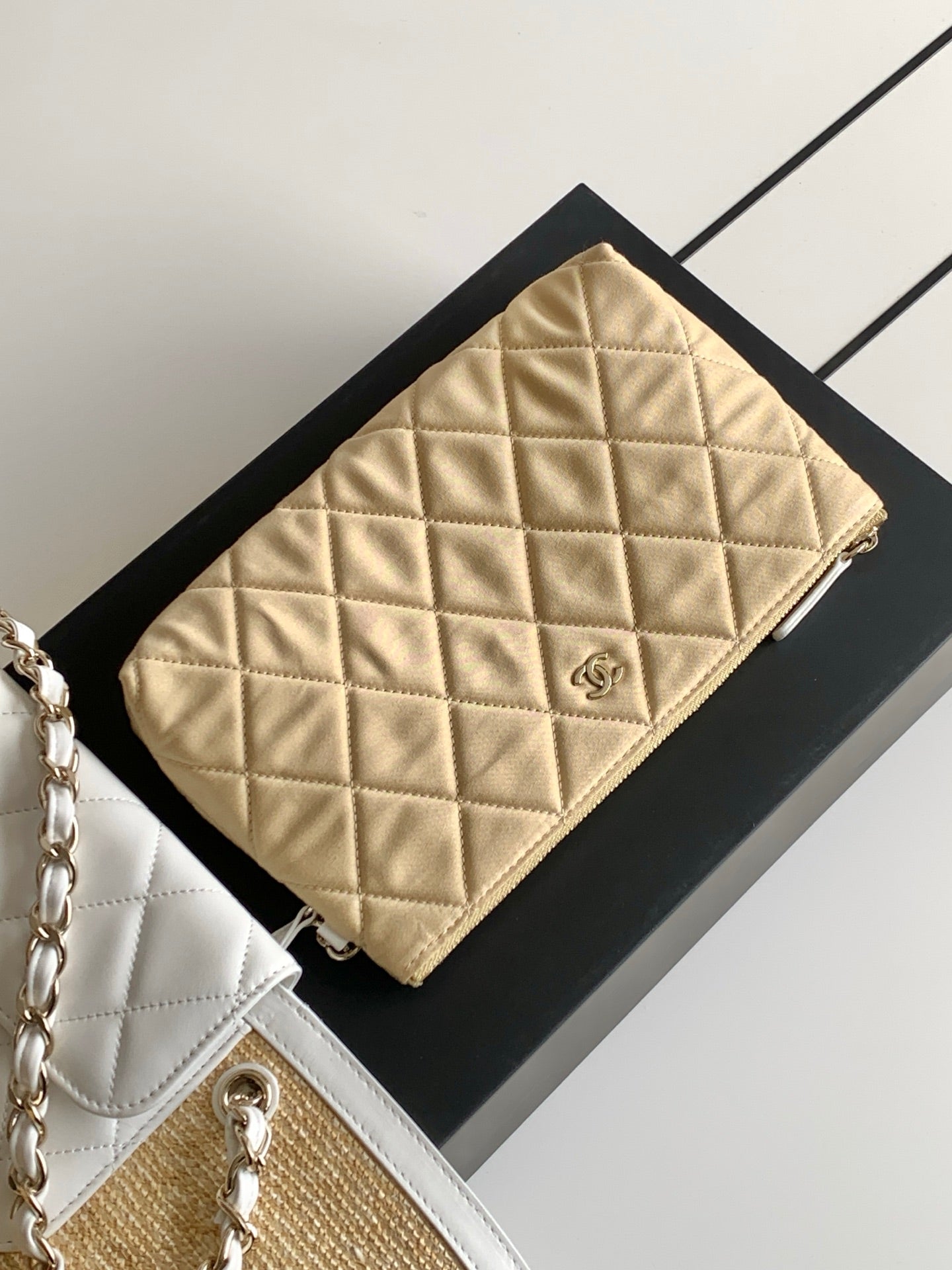 Chanel 26C Raffia & White Leather Basket Bag