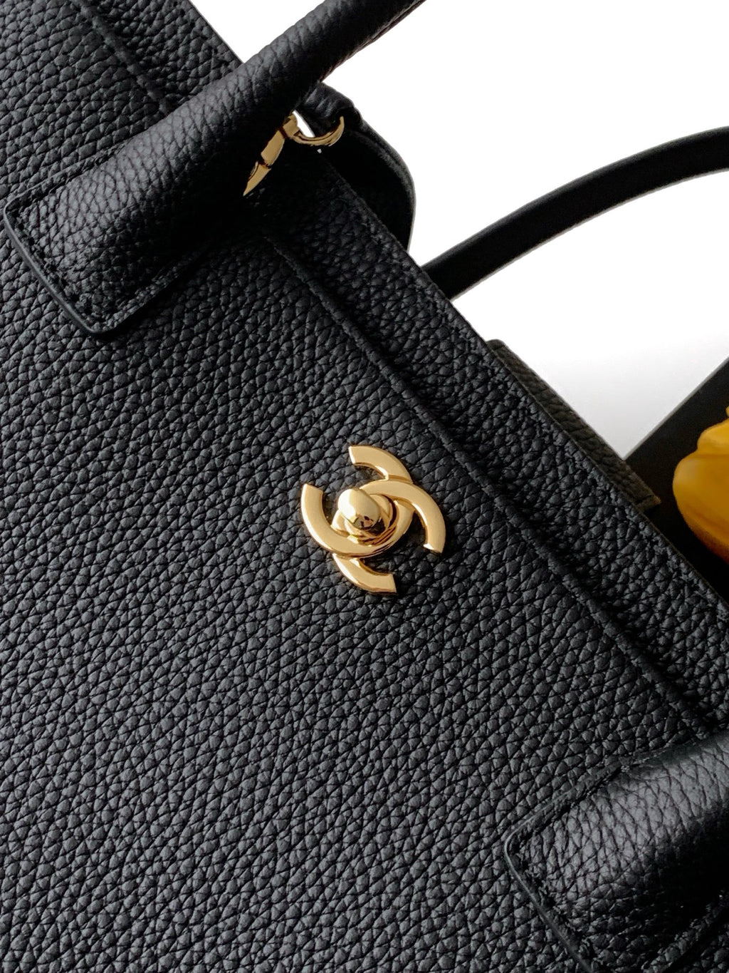Chanel Cerf Medium Tote Bag Black & Gold