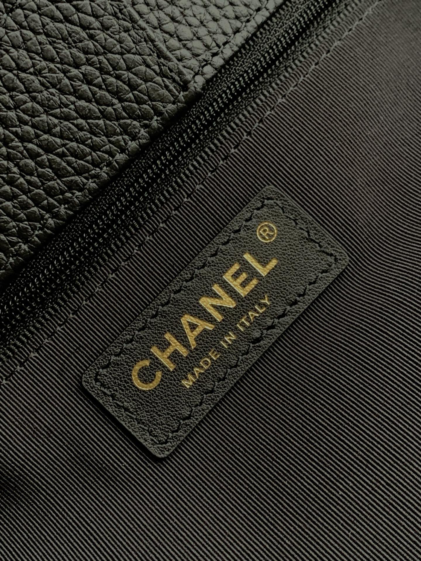 Chanel Cerf Medium Tote Bag Black & Gold