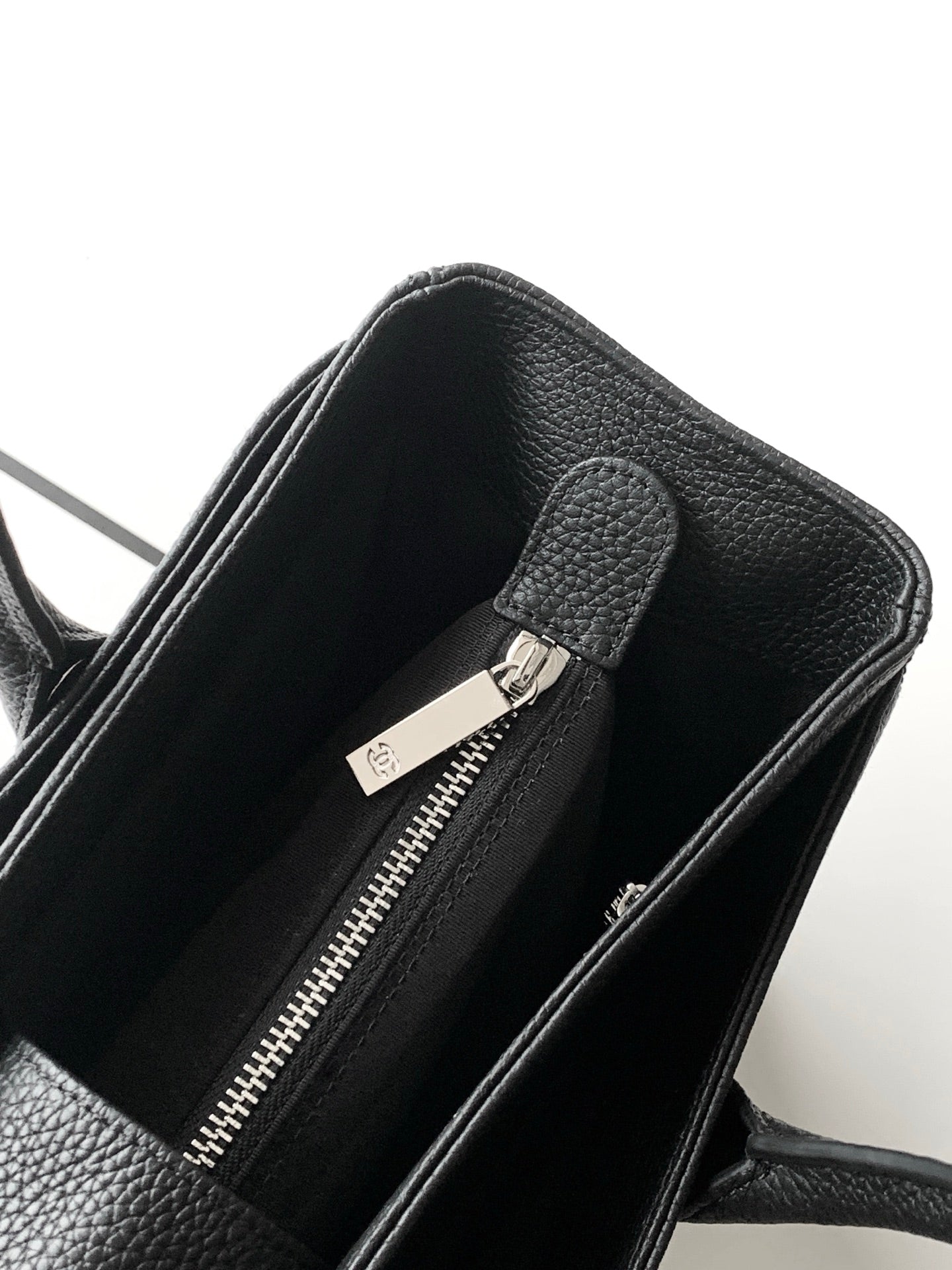 Chanel Cerf Medium Tote Bag Black & Silver