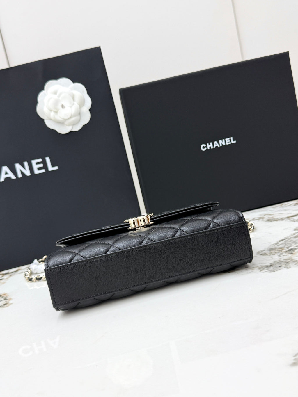 Chanel 25S Caviar Leather Kelly Handle Bag — Black