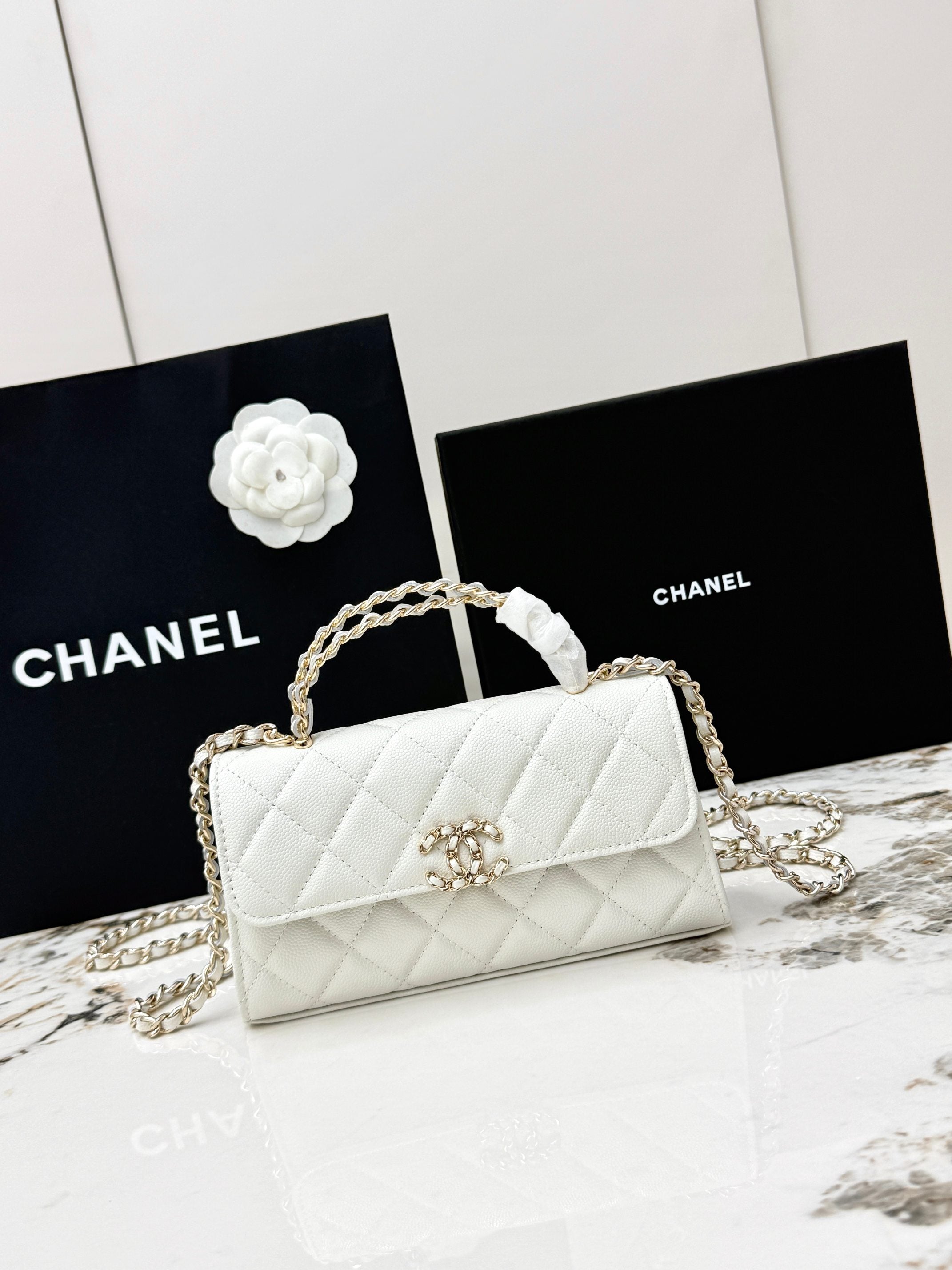 Chanel 25S Caviar Leather Kelly Handle Bag — Cream White