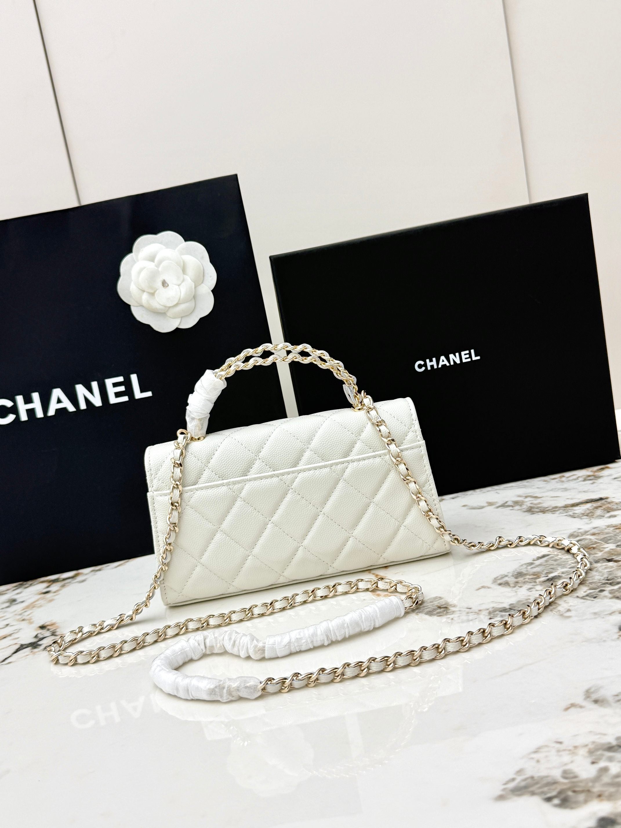 Chanel 25S Caviar Leather Kelly Handle Bag — Cream White