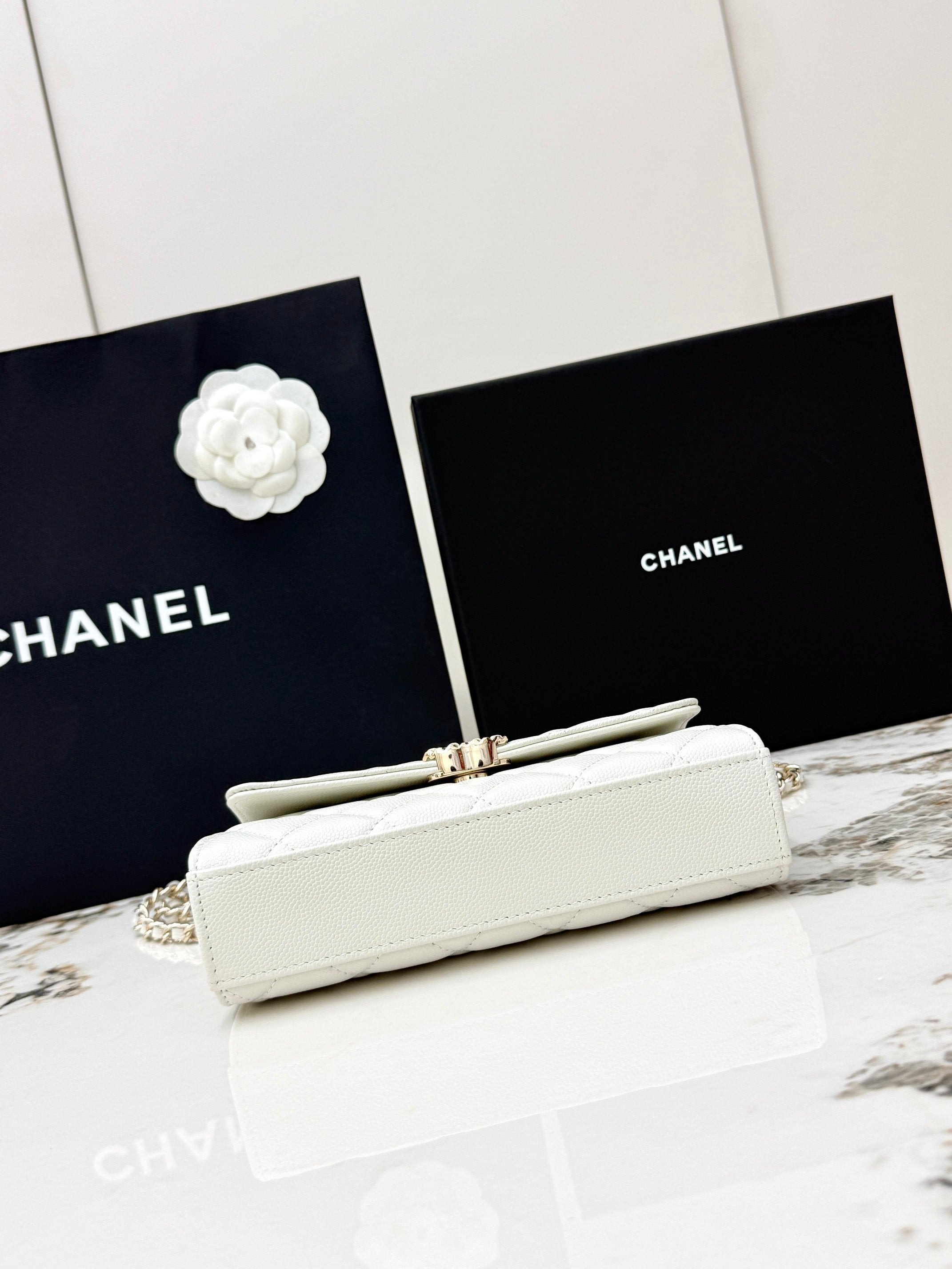 Chanel 25S Caviar Leather Kelly Handle Bag — Cream White