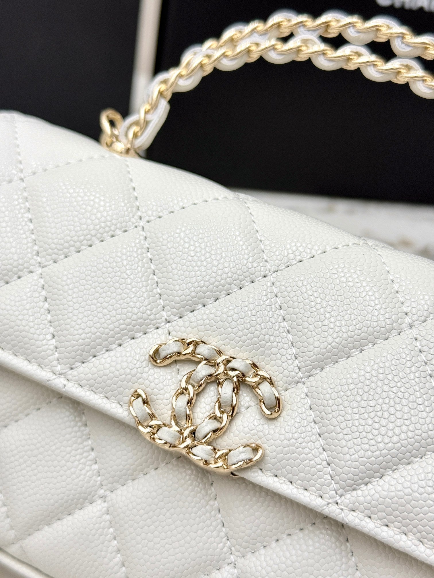 Chanel 25S Caviar Leather Kelly Handle Bag — Cream White