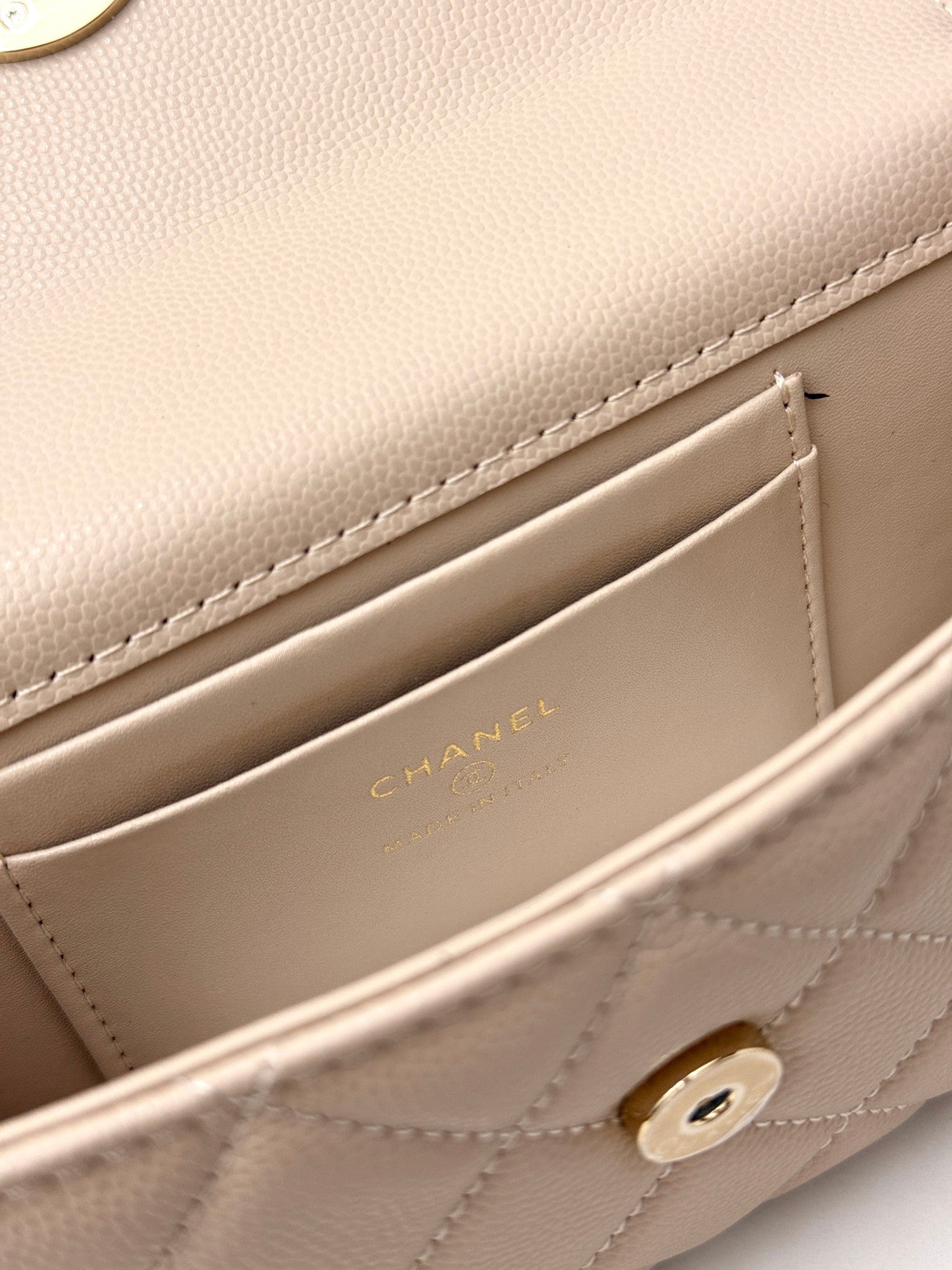 Chanel 25S Caviar Leather Kelly Handle Bag — Milk Tea Nude Pink