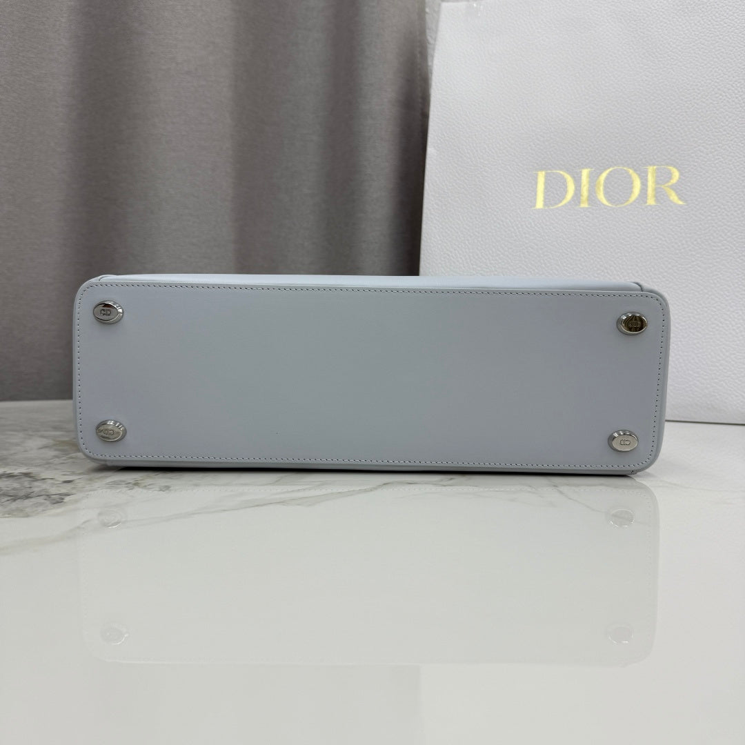 Dior 2026 Spring/Summer Bow Handbag — Ice Blue with Silver Hardware
