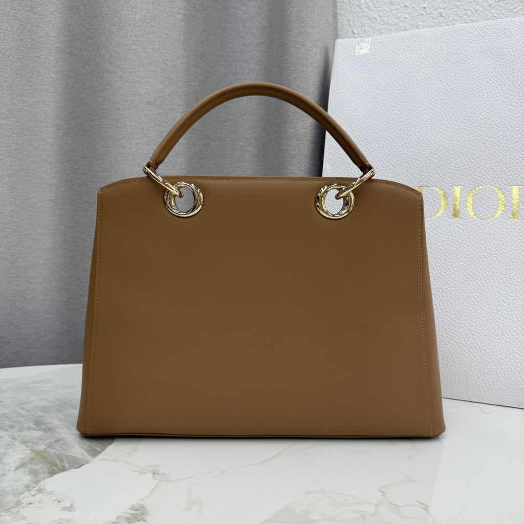 Dior 2026 Spring/Summer Bow Handbag — Caramel with Gold Hardware