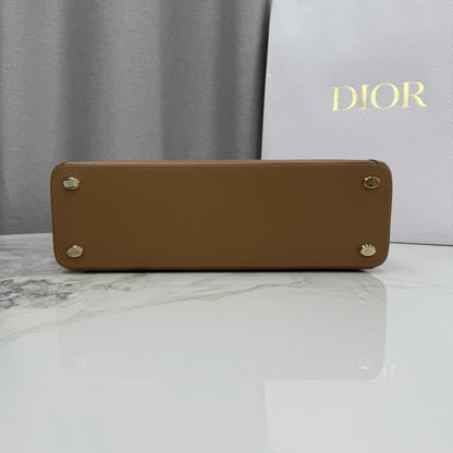 Dior 2026 Spring/Summer Bow Handbag — Caramel with Gold Hardware
