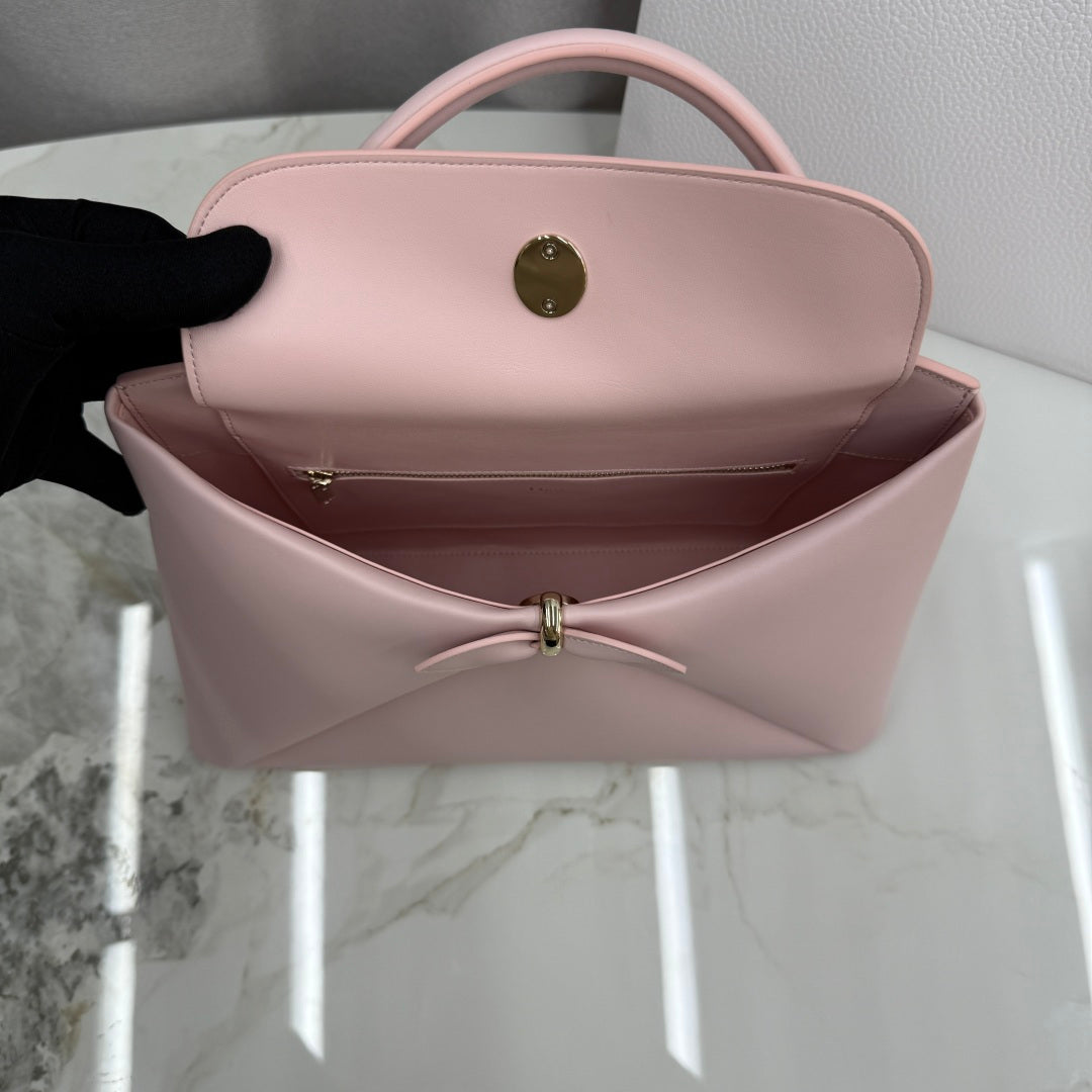 Dior 2026 Spring/Summer Bow Handbag — Blush Pink with Gold Hardware