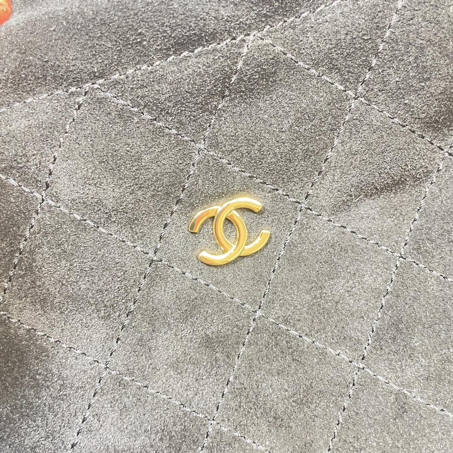 Chanel 25 Small Hobo Bag Black Suede & Gold
