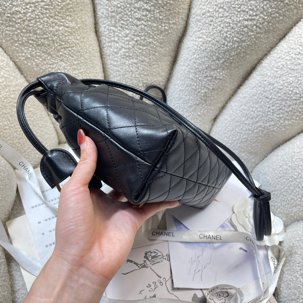 Chanel 25 Small Hobo Bag Black Lambskin & Gold