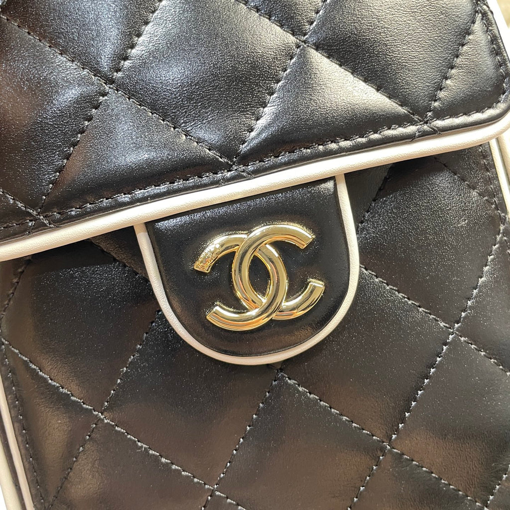 Chanel 25C Cruise Quilted Lambskin Drawstring Bucket Bag Black & Silver