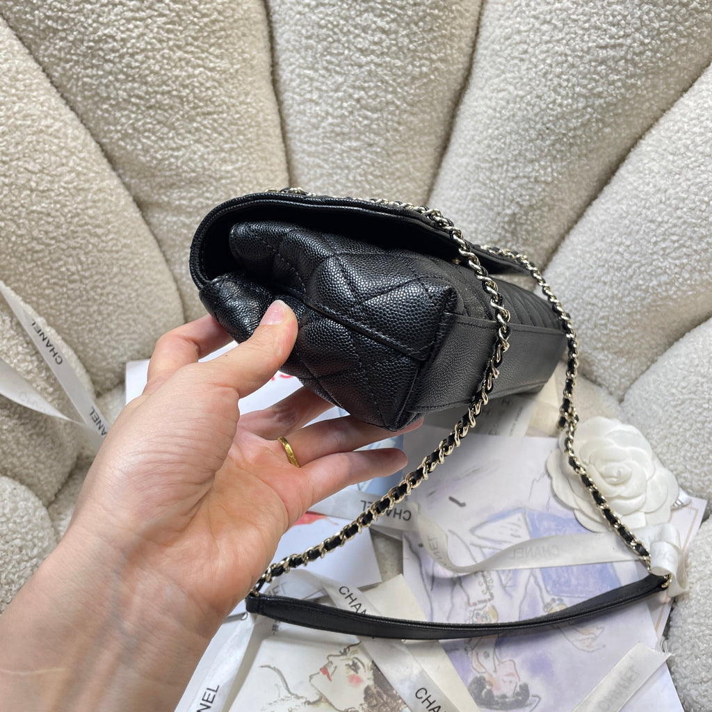 Chanel 26P Coco Handle Horizontal Flap Bag Black Caviar & Silver