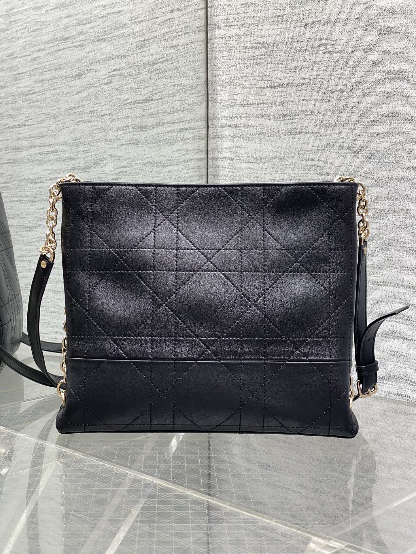 Dior 2026 Trianon Hobo Chain Bag Black Cannage Lambskin & Gold Large — New