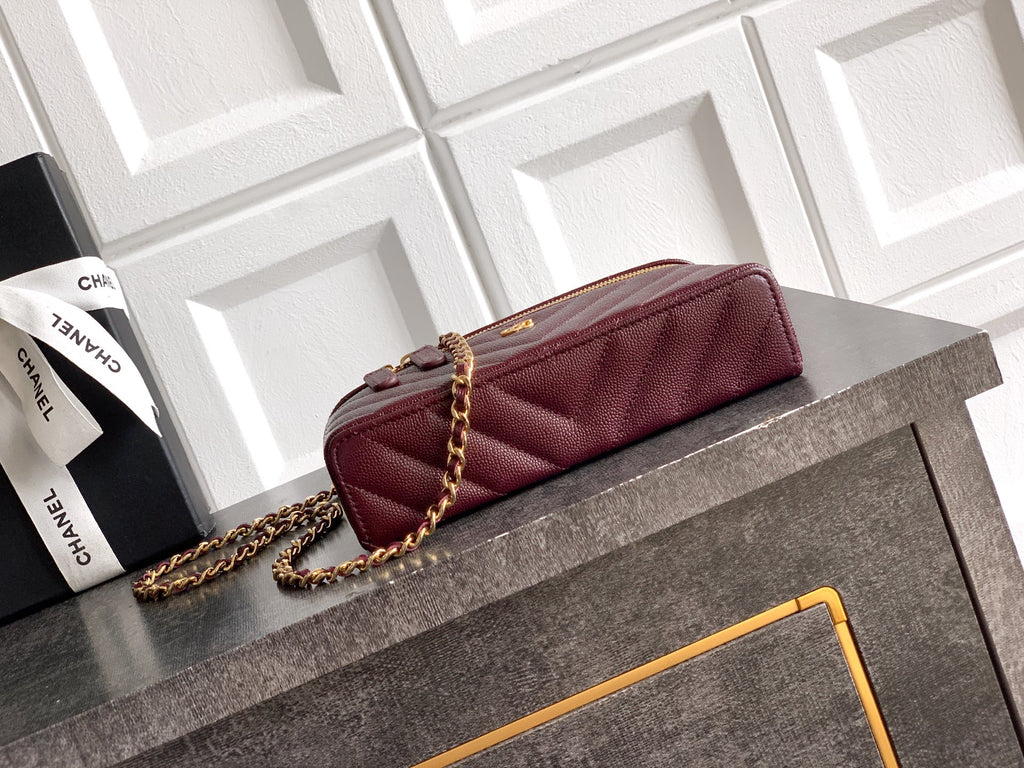 Chanel 26P Lunchbox Vanity Bag — Burgundy Caviar Leather with Antique Gold Hardware
