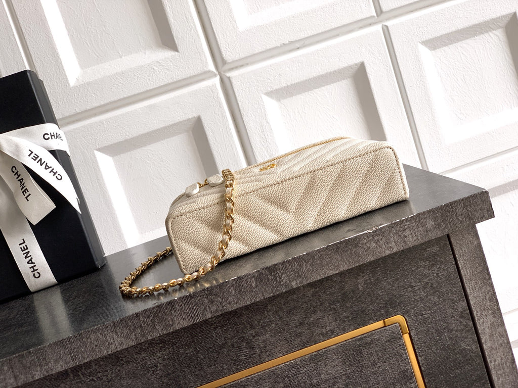 Chanel 26P Lunchbox Vanity Bag — Cream Beige Caviar Leather with Antique Gold Hardware