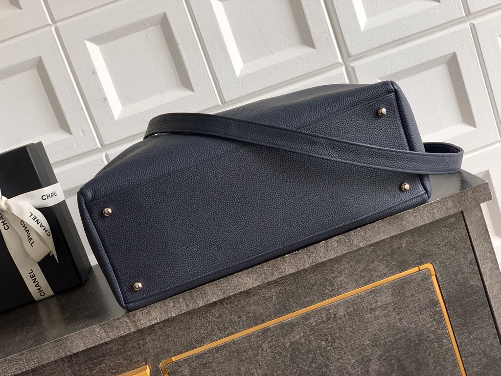 Chanel Executive Cerf Tote — Midnight Navy Caviar Leather with Silver Hardware