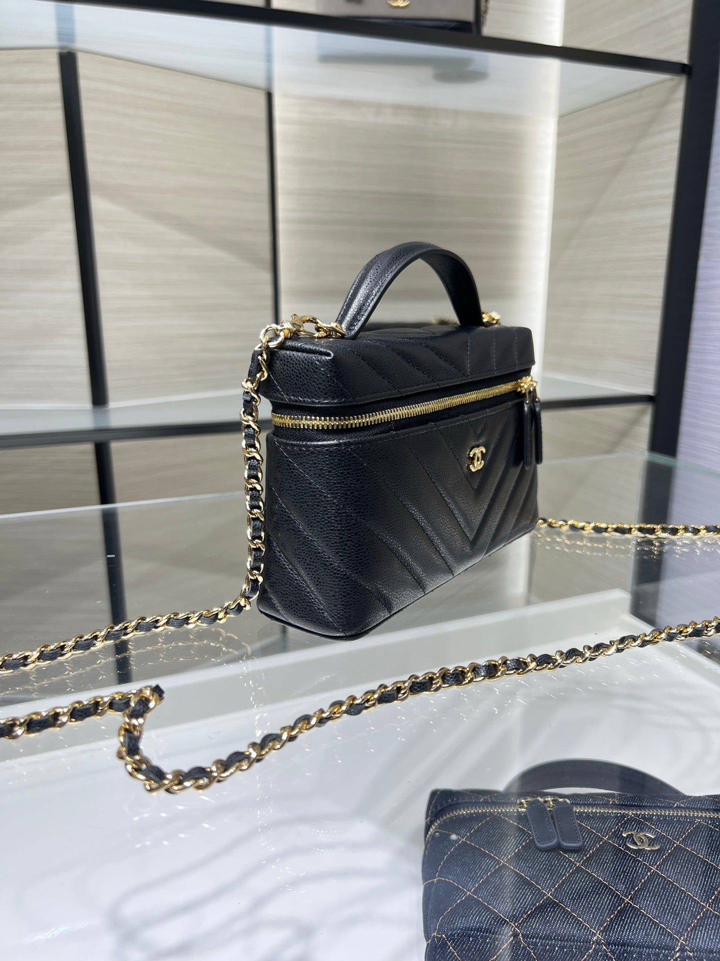 Chanel 26S V-Quilted LP Chain Handle Cosmetic Bag