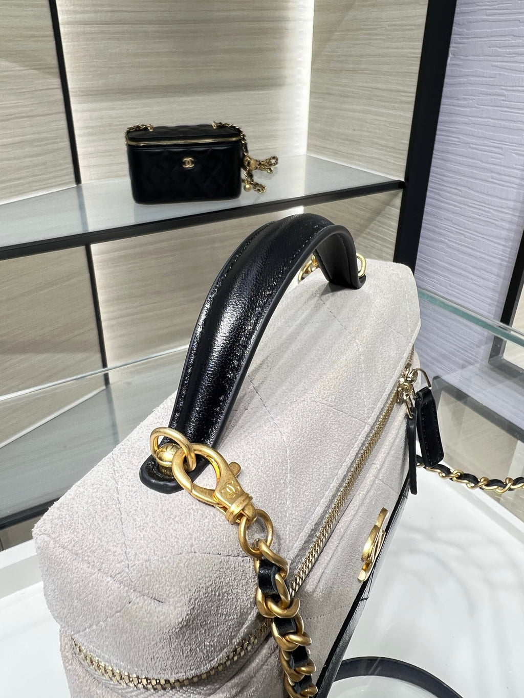 Chanel 26S LP Chain Box Bag