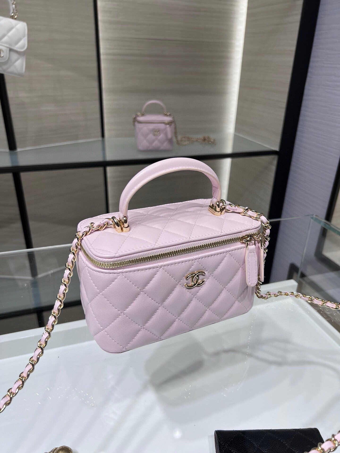 Chanel 22S Vanity Case Box Bag Pink Quilted Calfskin