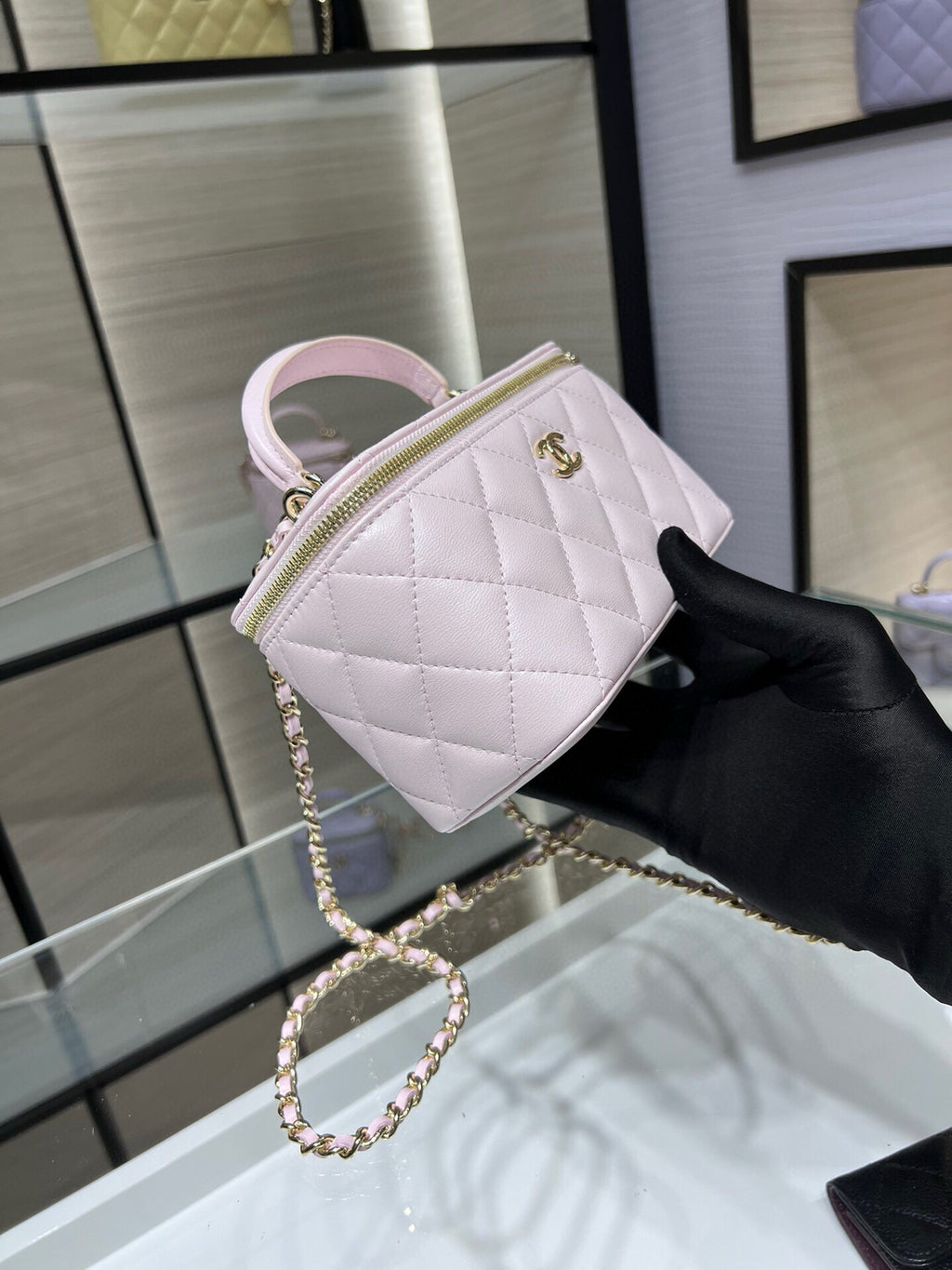 Chanel 22S Vanity Case Box Bag Pink Quilted Calfskin