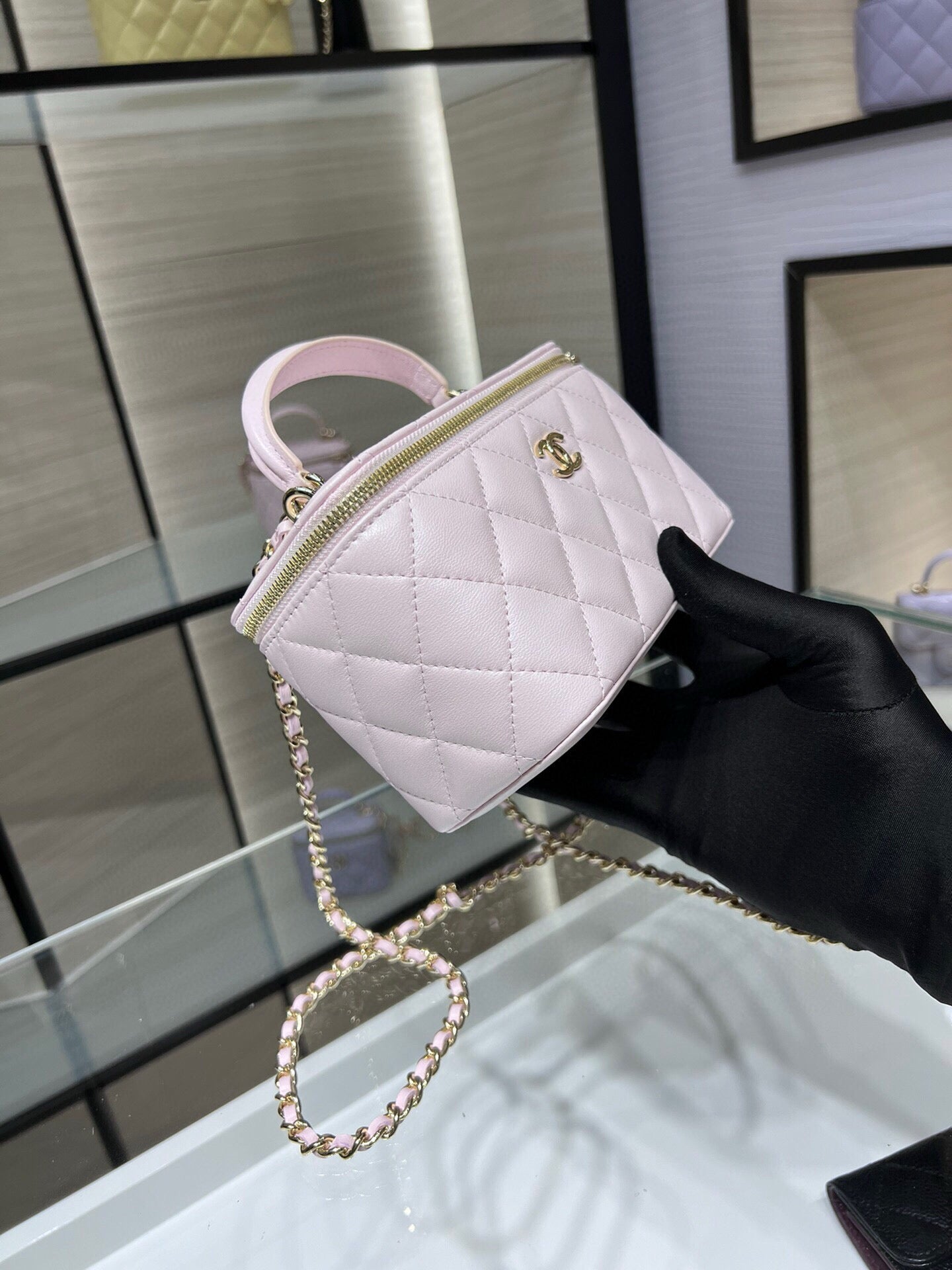Chanel 22S Vanity Case Box Bag Pink Quilted Calfskin