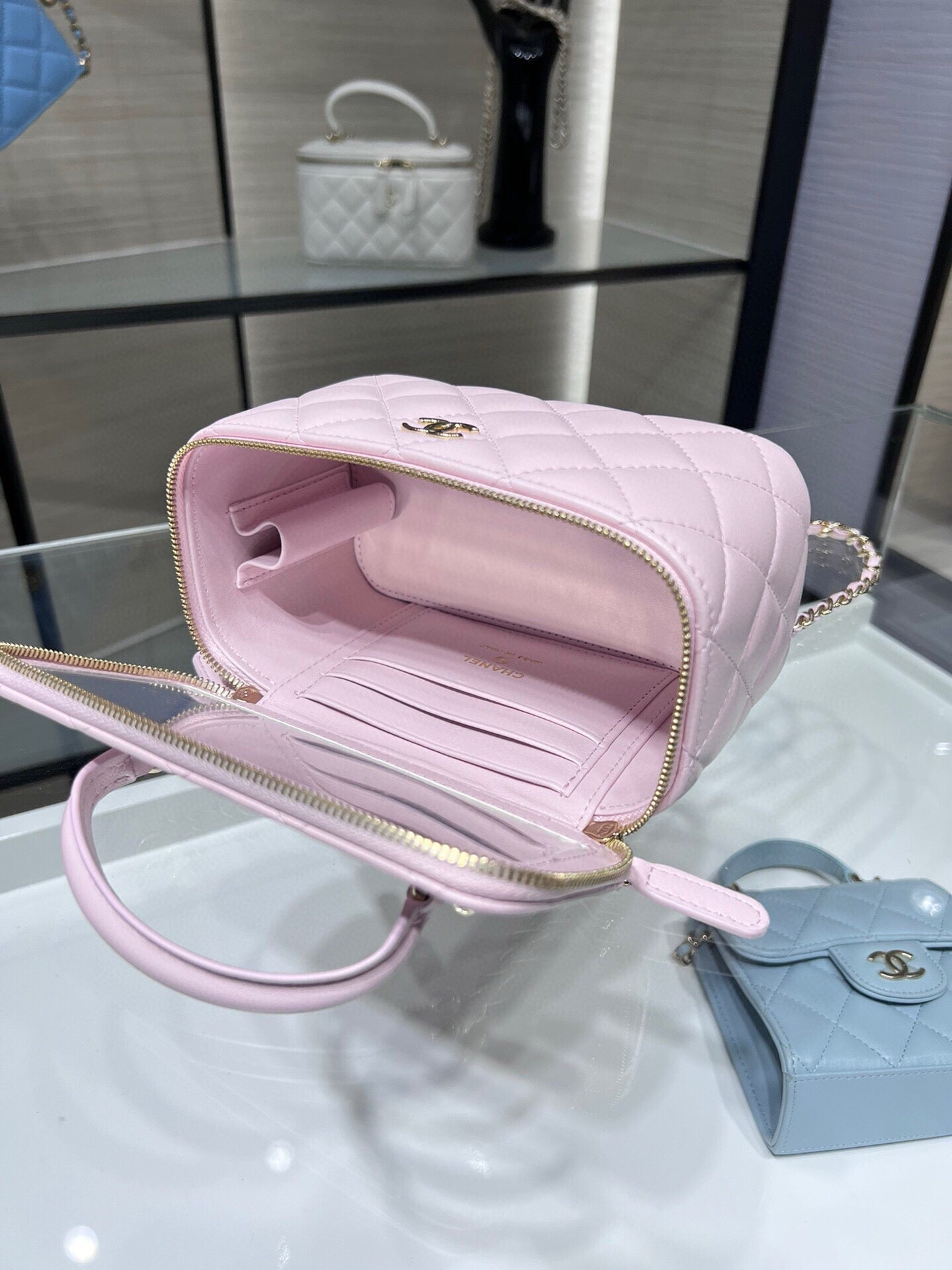 Chanel 22S Vanity Case Box Bag Pink Quilted Calfskin