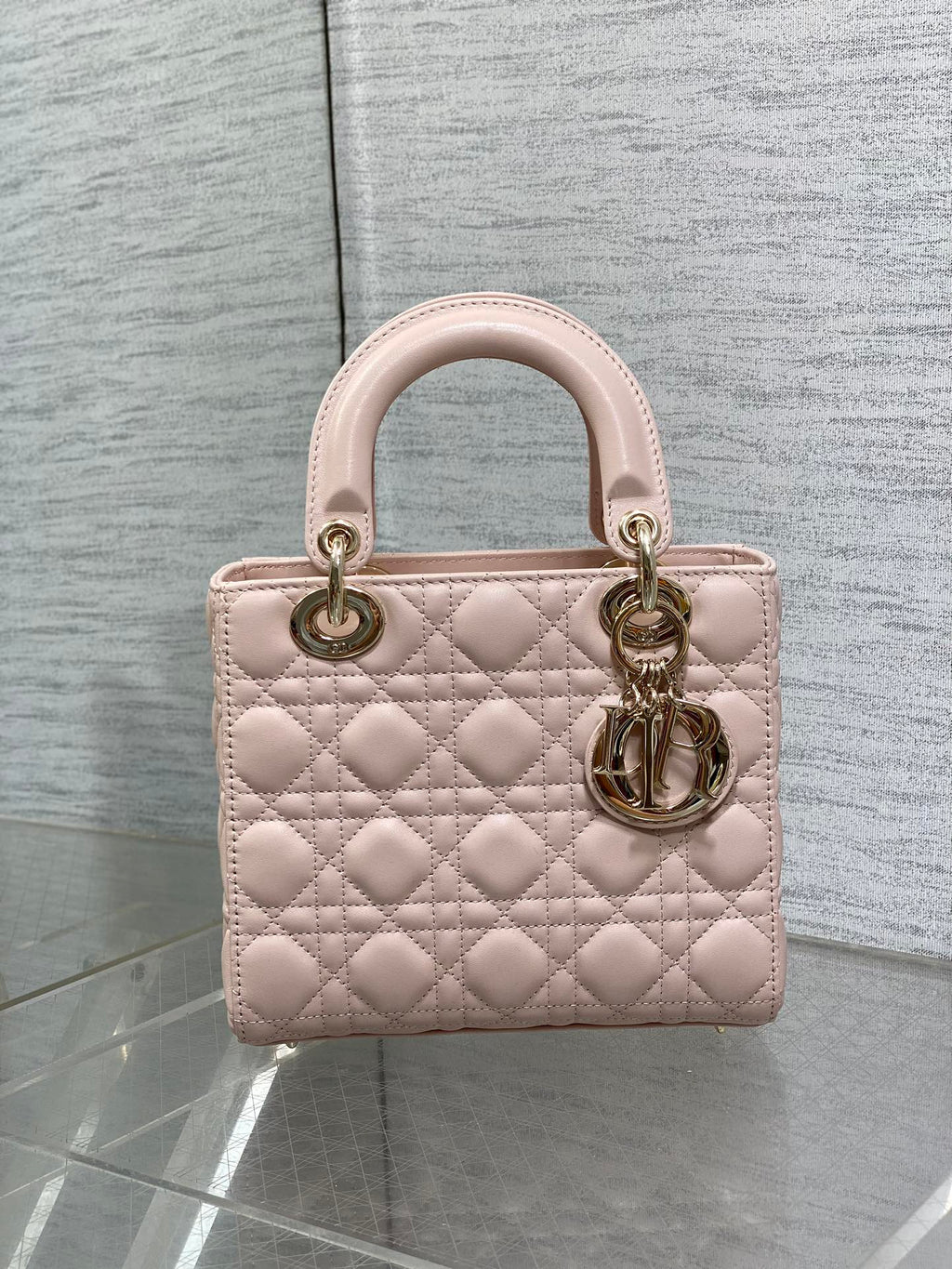 Dior Lady Dior Medium Bag Blush Pink Cannage Lambskin Light Gold Hardware