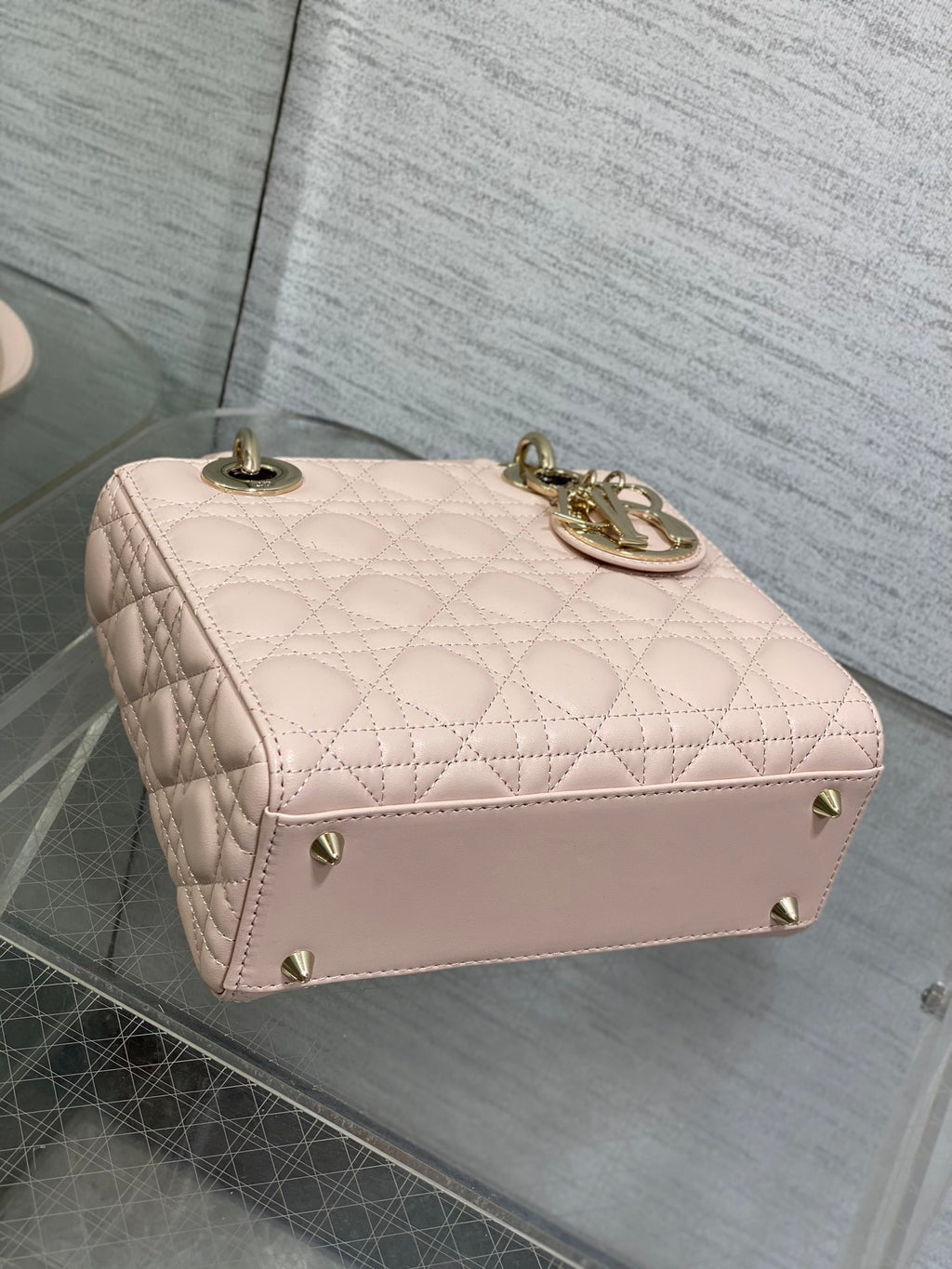 Dior Lady Dior Medium Bag Blush Pink Cannage Lambskin Light Gold Hardware