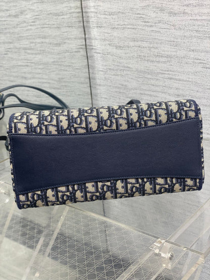 Dior 2026 Spring Summer Oblique Jacquard Tote Bag with Bow Navy Blue