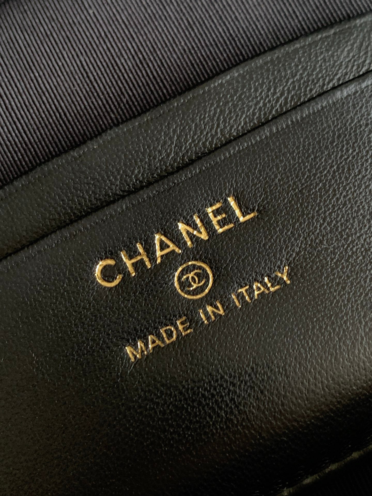 Chanel 26S Vanity Case Beige Suede Black Patent Leather Bicolor with Chain