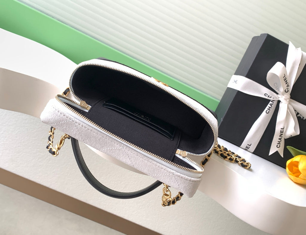 Chanel 26S Vanity Case — White Quilted Fabric & Black Lambskin with Gold Hardware