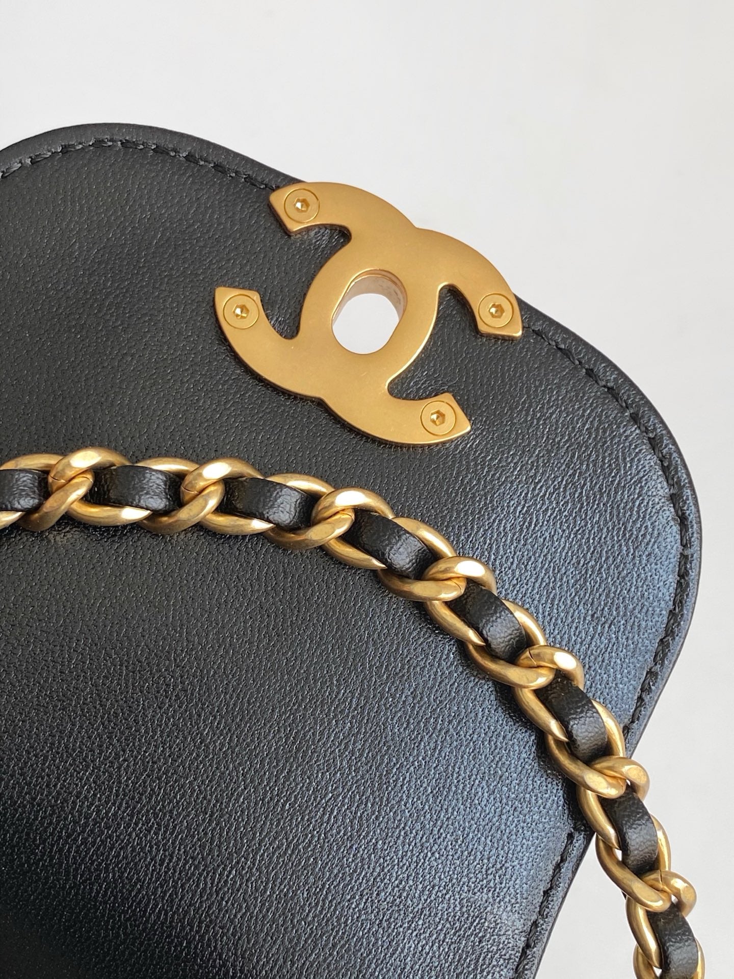 Chanel 25C Kelly Bag — Black Quilted Lambskin with Gold Hardware