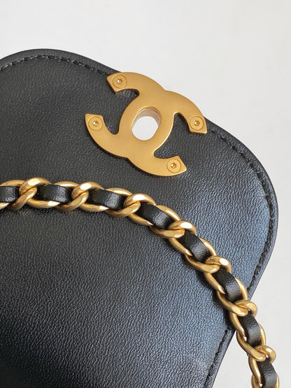 Chanel 25C Kelly Bag — Black Quilted Lambskin with Gold Hardware