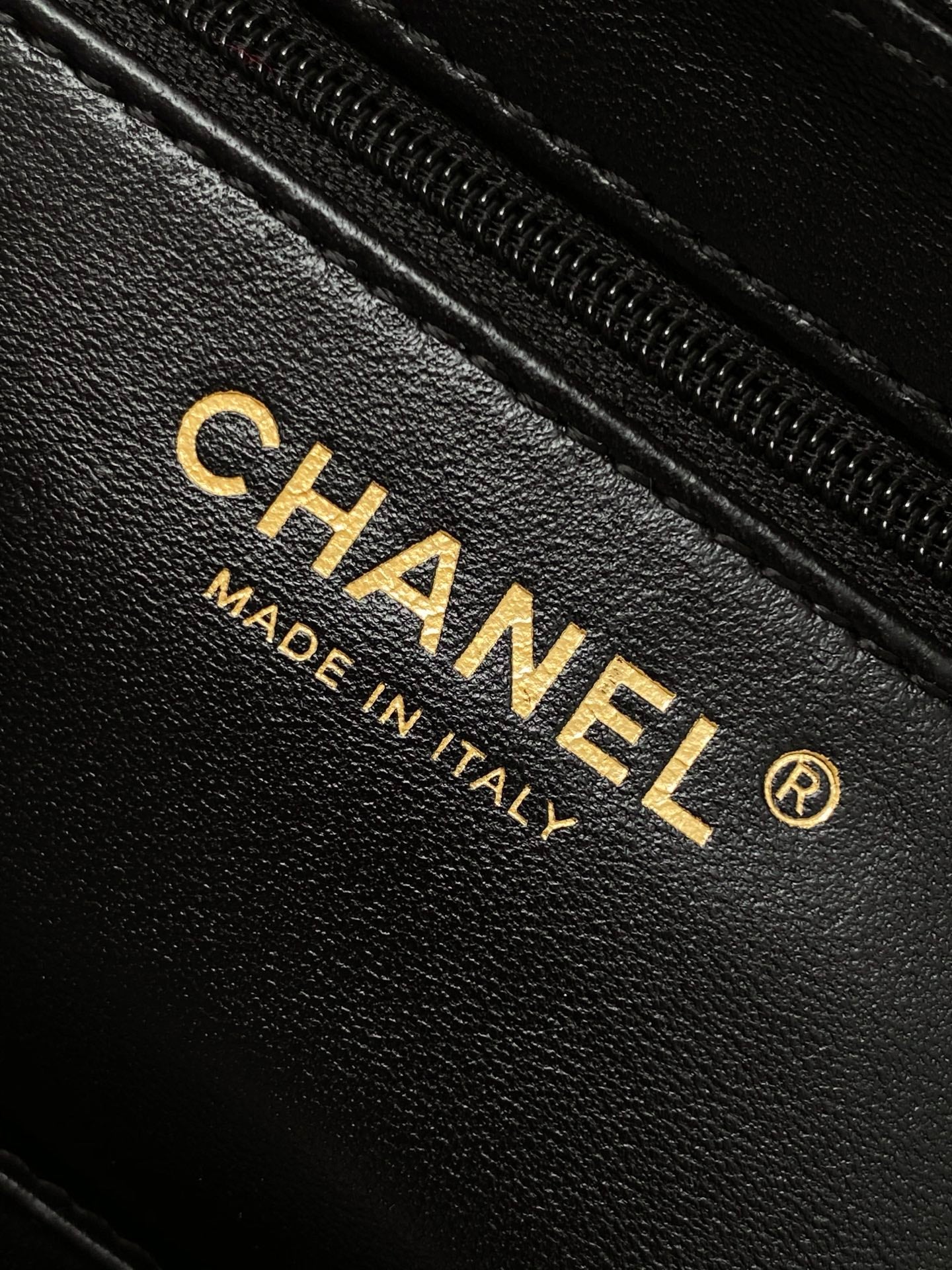 Chanel 25C Kelly Bag — Black Quilted Lambskin with Gold Hardware