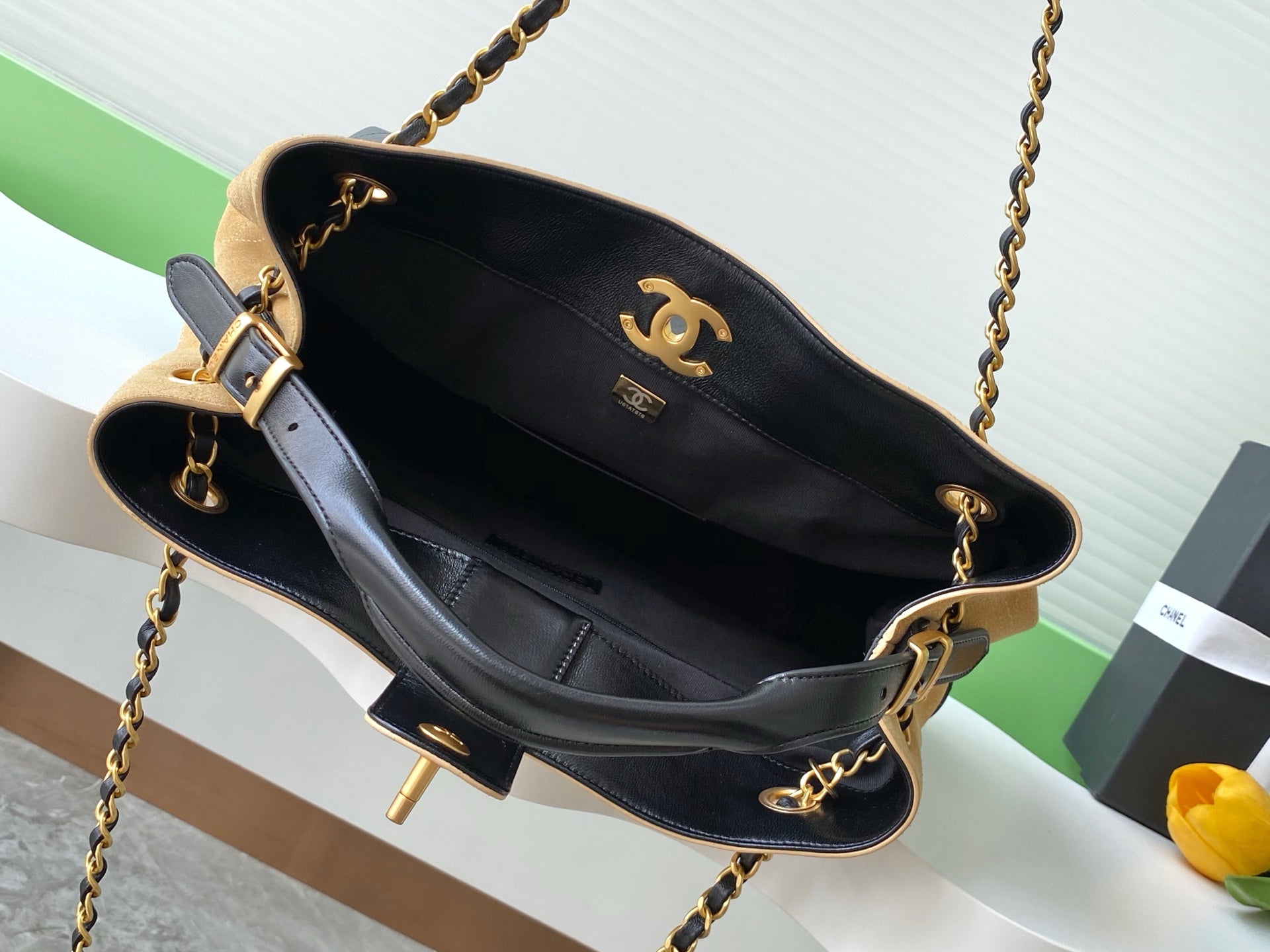 Chanel 25A Métiers d'Art Tote — Camel Suede & Black Caviar Leather with Gold Hardware