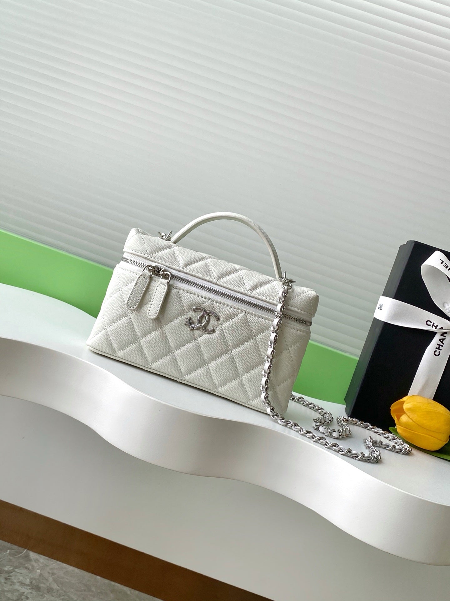Chanel 25B Star LP Quilted Caviar Vanity Case — White with Silver Hardware