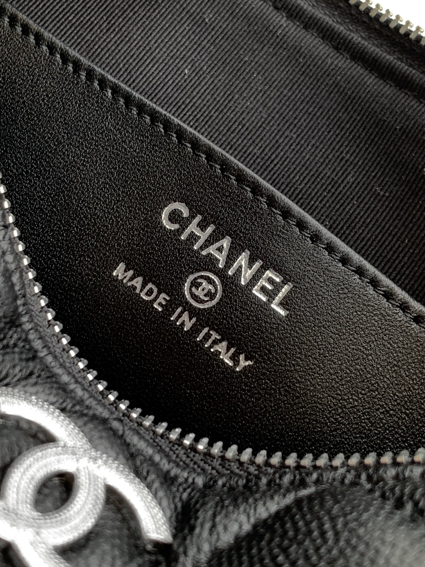 Chanel 25B Quilted Caviar Hobo Bag — Black with Crystal Star CC Logo & Silver Hardware