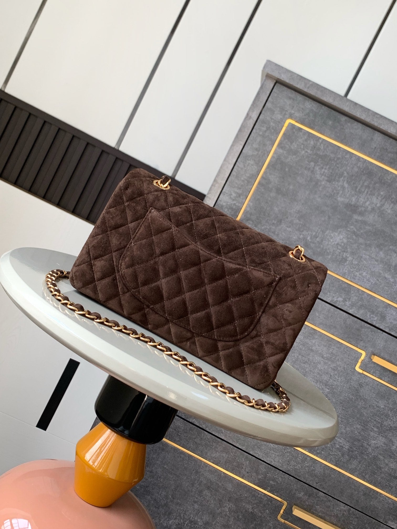 Chanel 2.55 Reissue Double Flap Bag — Dark Chocolate Suede with Aged Gold Hardware (20cm / Size 220)