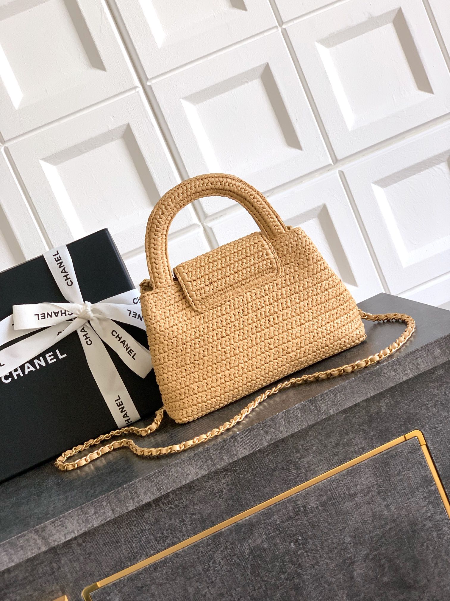 Chanel 26C Kelly Bag — Natural Raffia Woven with Gold Hardware