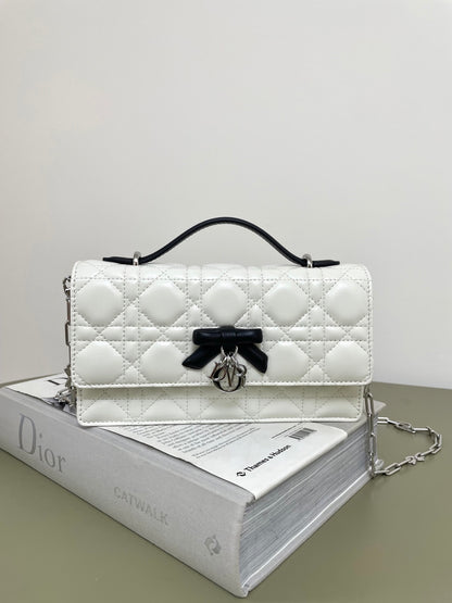 Dior Miss Dior Bow Chain WOC White Black