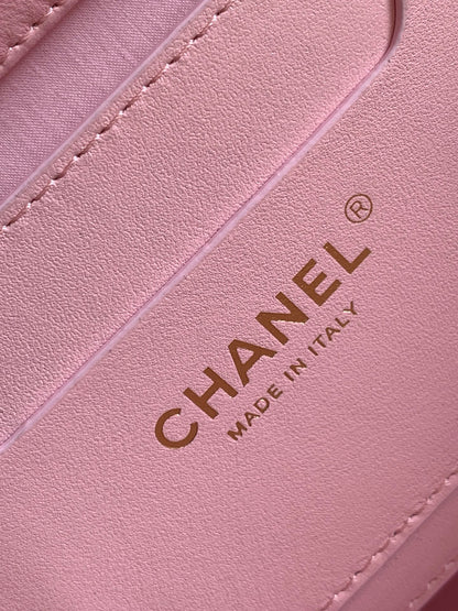 Chanel 26C Raffia Basket Bag Pink Lambskin Small
