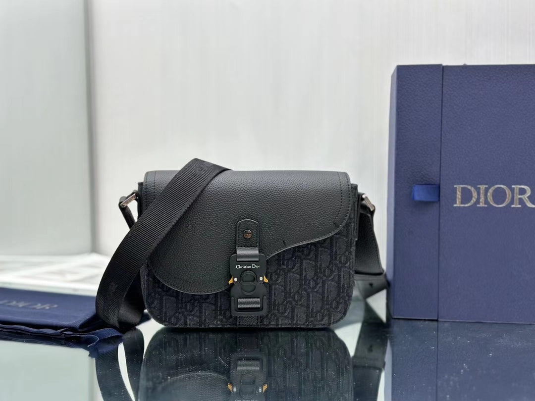 Dior Total Black Leather and Oblique Jacquard Saddle Messenger Bag