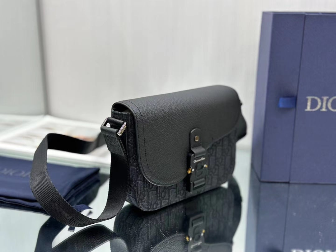 Dior Total Black Leather and Oblique Jacquard Saddle Messenger Bag